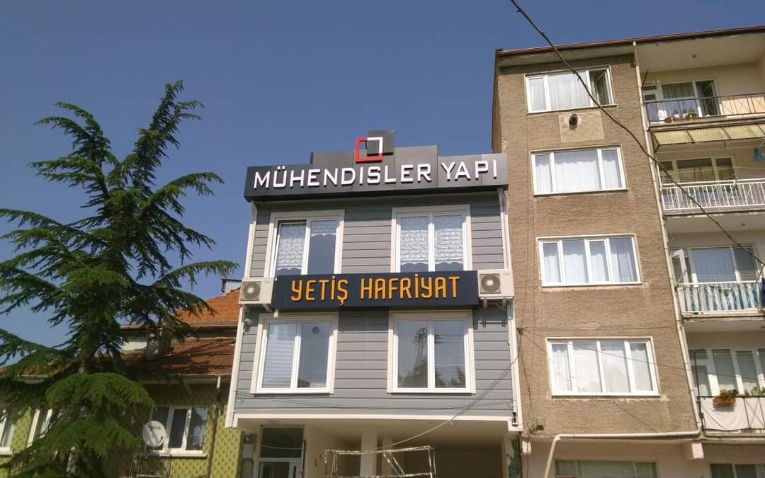 muhendisler-yapi-krom-kutu-harf